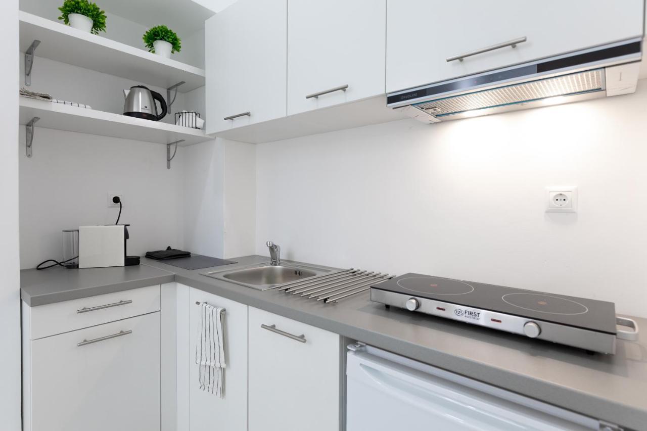 Angelana Luxury Apartments Rhodes City Esterno foto